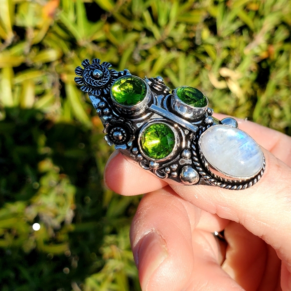 New Rainbow Moonstone & Peridot 925 Silver Statement Ring. - Picture 7 of 16